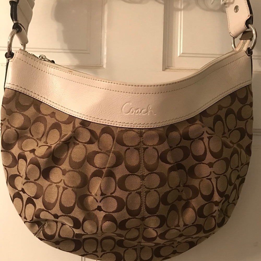 Coach beige signature canvas hobo